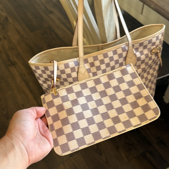 Daisy Rose cream checkered tote - Picture 9 of 9